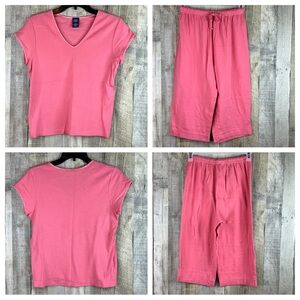 High Sierra Size Small 2-Pc. Set Short Sleeve V-Neck Top & Capri Length pj’s